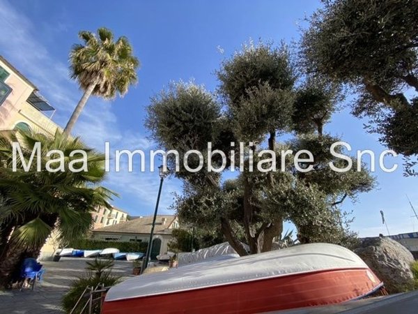 appartamento in vendita ad Albisola Superiore