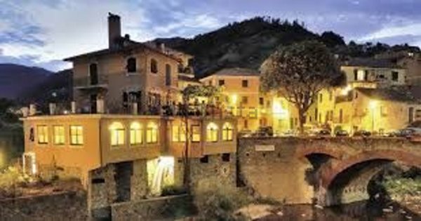 appartamento in vendita ad Albisola Superiore in zona Ellera