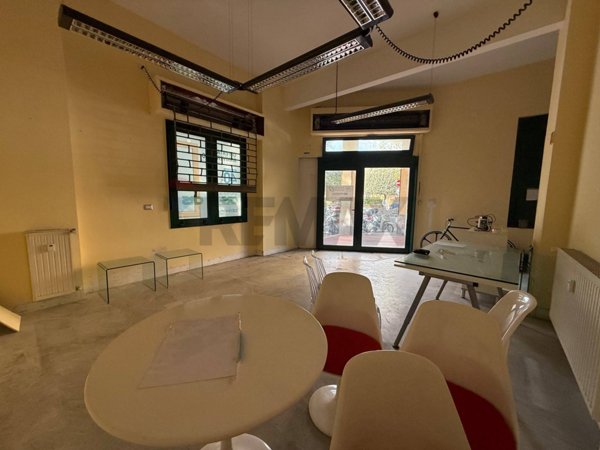 negozio in vendita ad Albisola Superiore