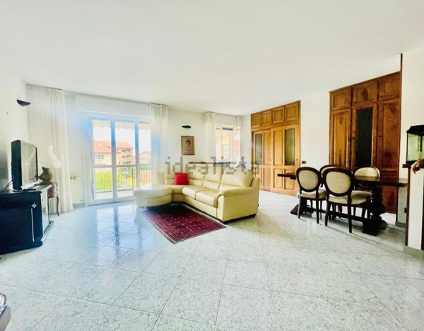 appartamento in vendita ad Albisola Superiore