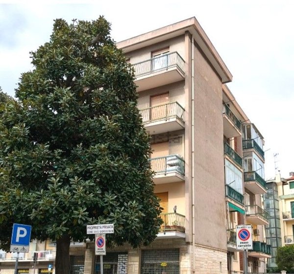 appartamento in vendita ad Albisola Superiore