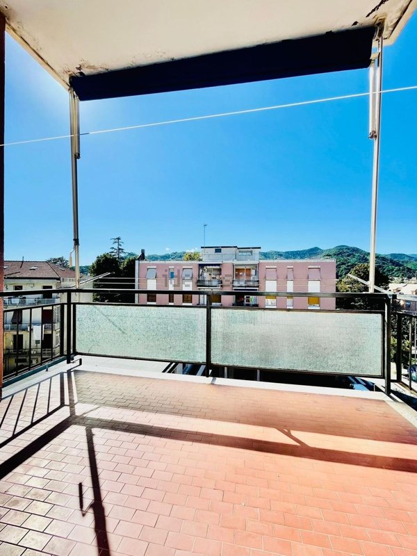 appartamento in vendita ad Albisola Superiore