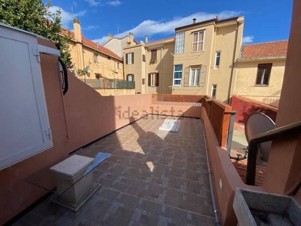 appartamento in vendita ad Albisola Superiore