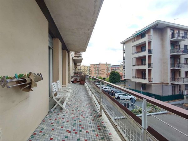 appartamento in vendita ad Albisola Superiore