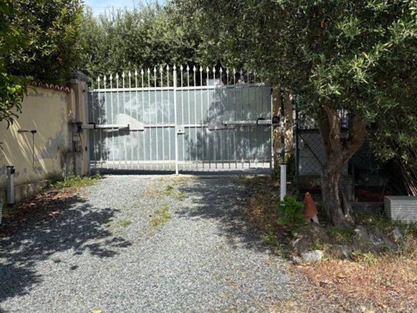 appartamento in vendita ad Albisola Superiore
