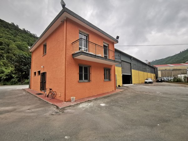 appartamento in vendita ad Albisola Superiore