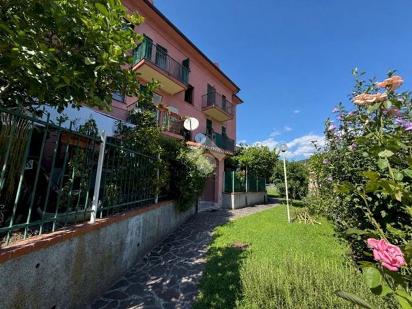 appartamento in vendita ad Albisola Superiore