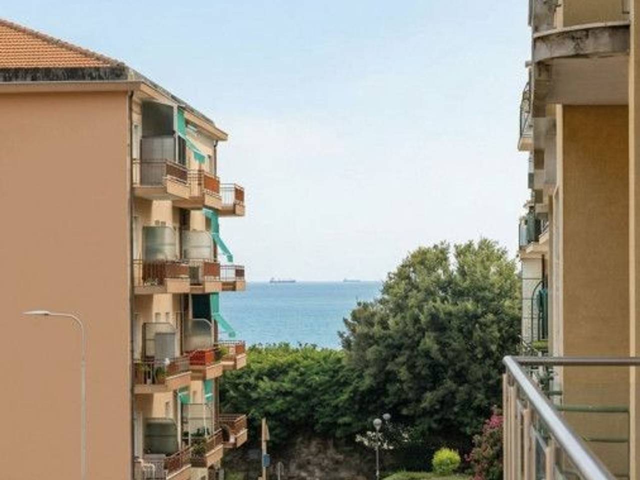 appartamento in vendita ad Albisola Superiore