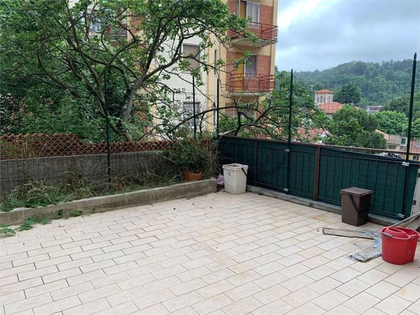 appartamento in vendita ad Altare