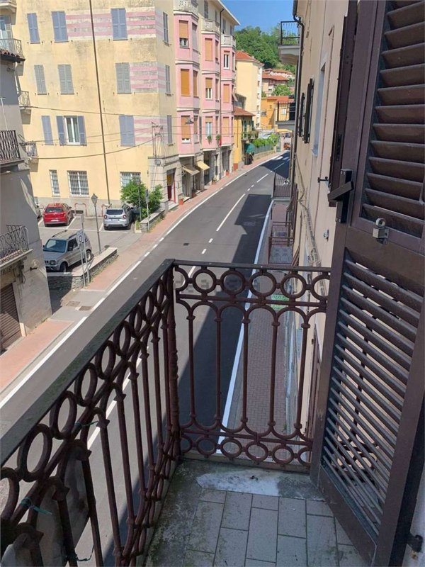 appartamento in vendita ad Altare