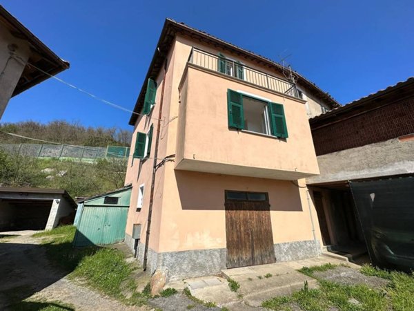 casa indipendente in vendita ad Altare