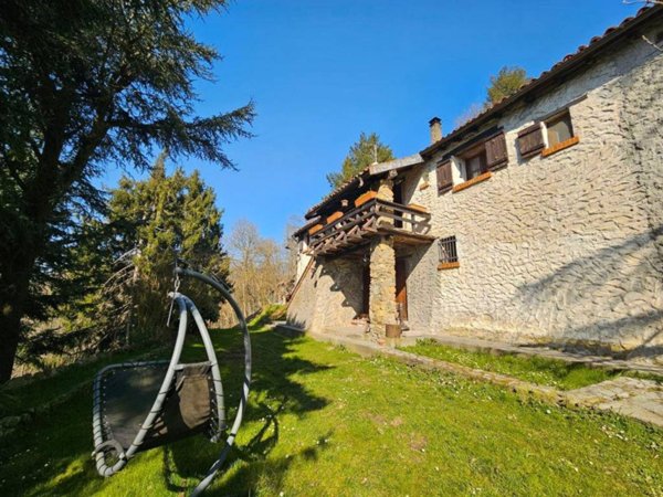 casa indipendente in vendita ad Altare