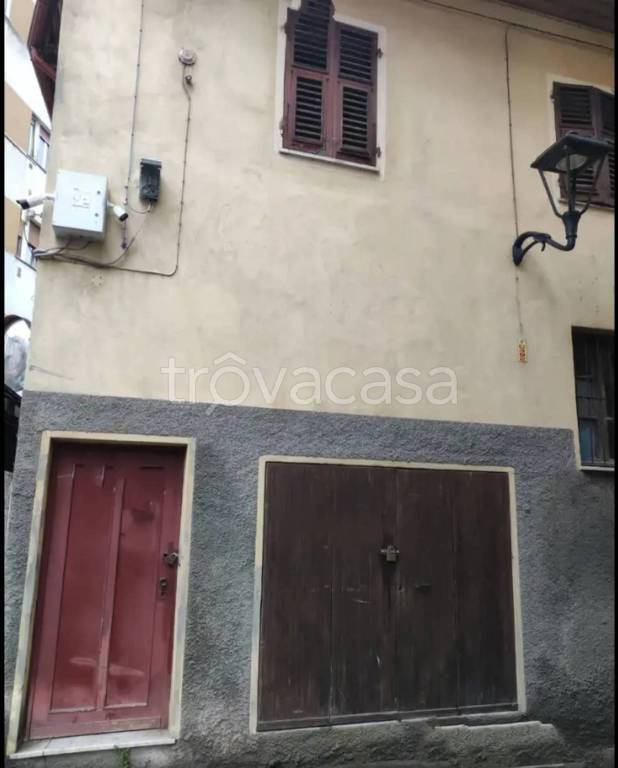 appartamento in vendita ad Altare