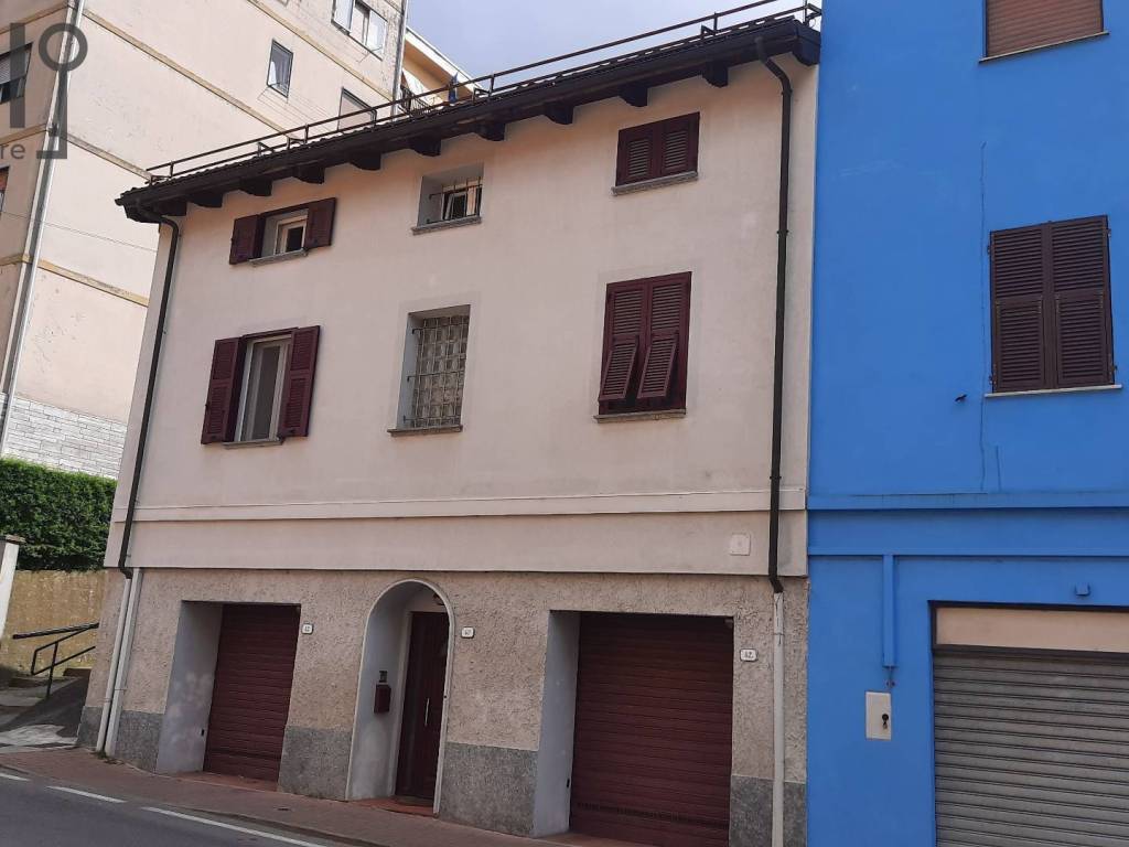 casa indipendente in vendita ad Altare
