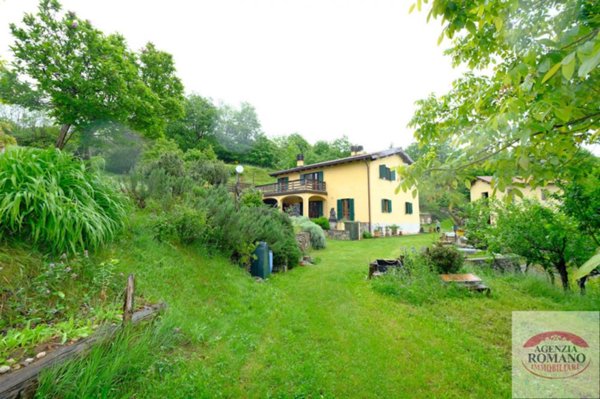 casa indipendente in vendita ad Altare