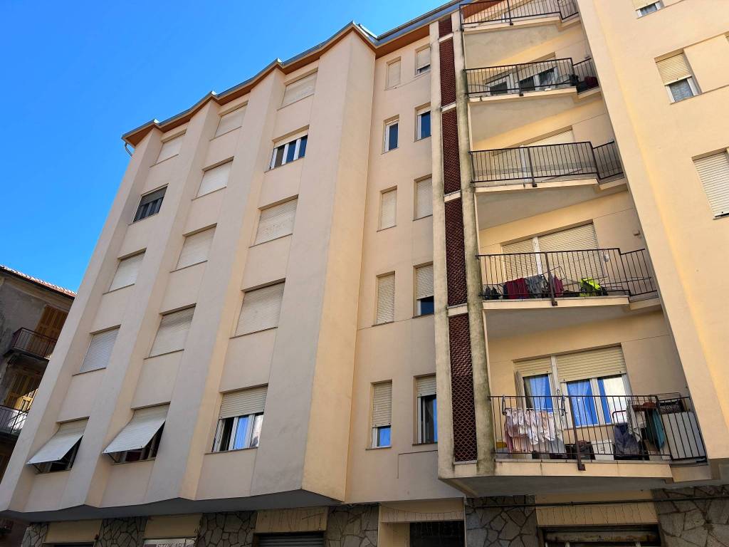 appartamento in vendita ad Altare