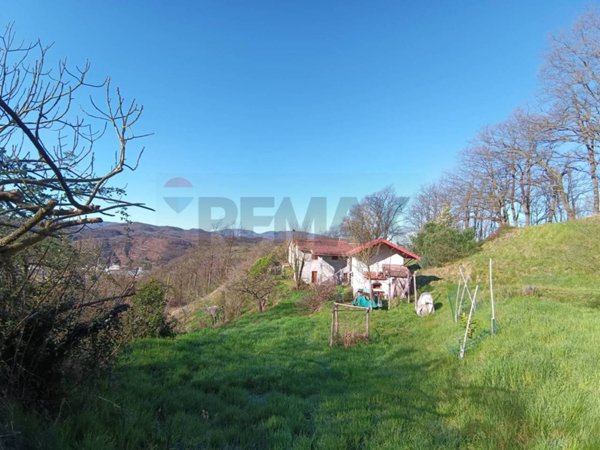 casa indipendente in vendita ad Altare