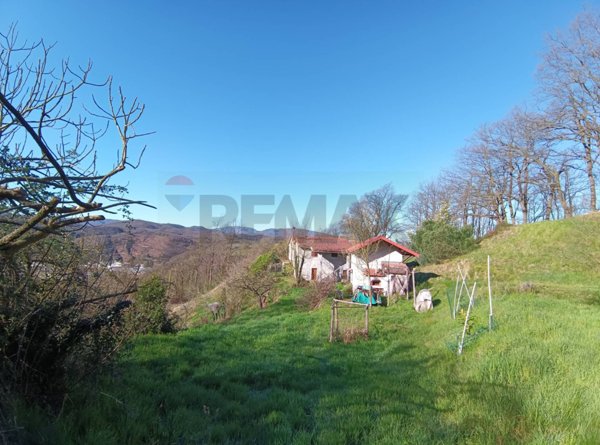 casa indipendente in vendita ad Altare