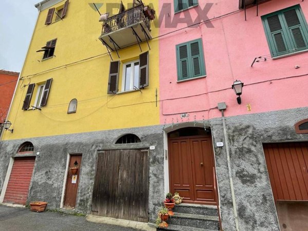 appartamento in vendita ad Altare