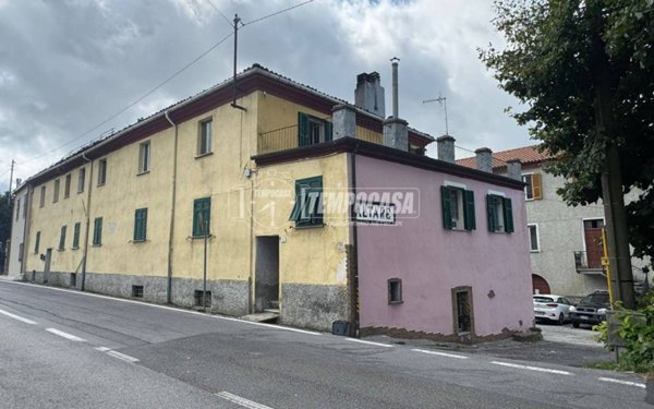 appartamento in vendita ad Altare