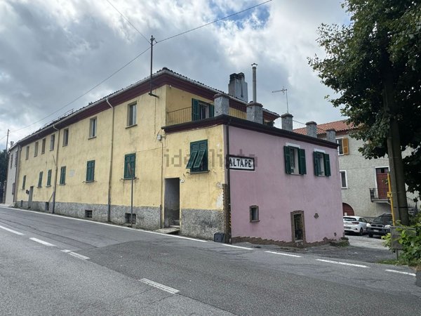 appartamento in vendita ad Altare