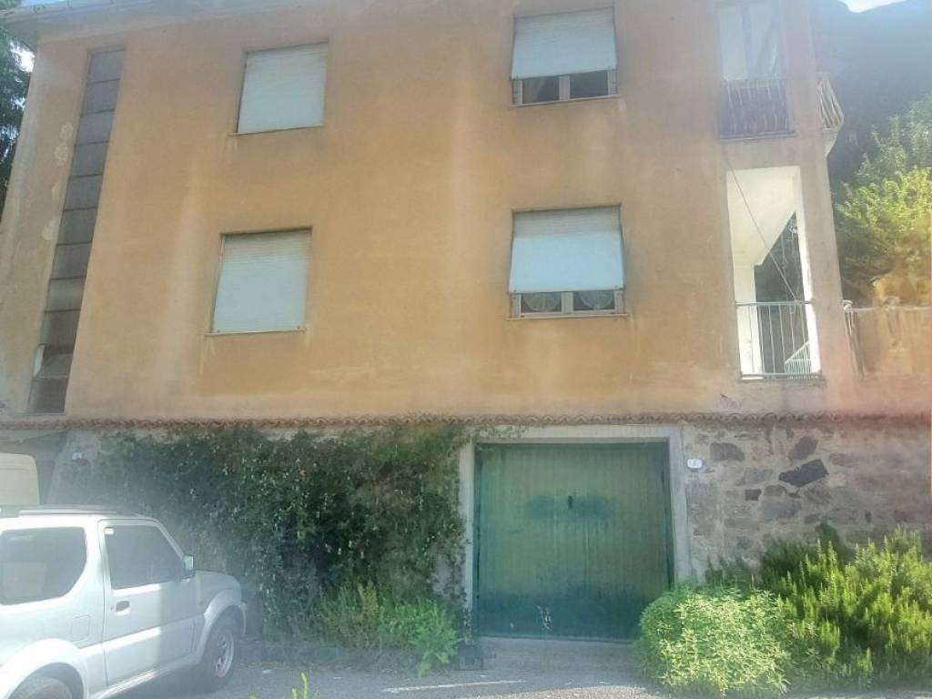 casa indipendente in vendita ad Altare