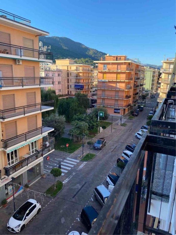 appartamento in vendita ad Andora