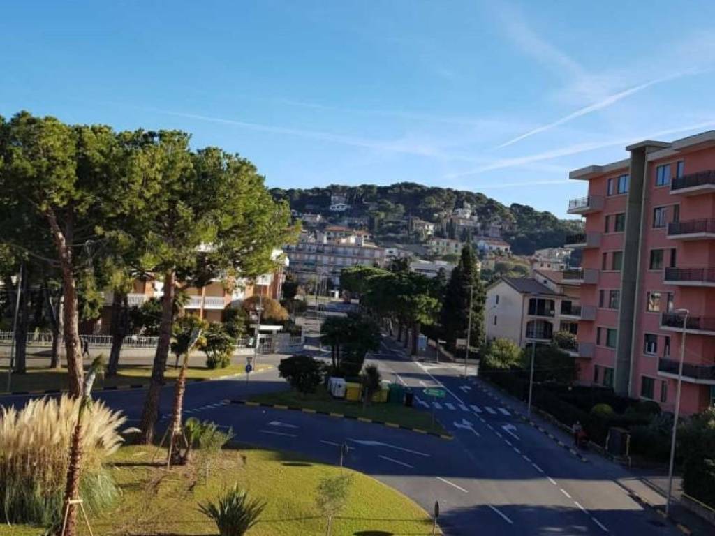 appartamento in vendita ad Andora