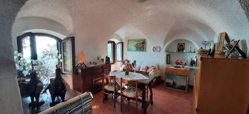 appartamento in vendita ad Andora in zona Rollo