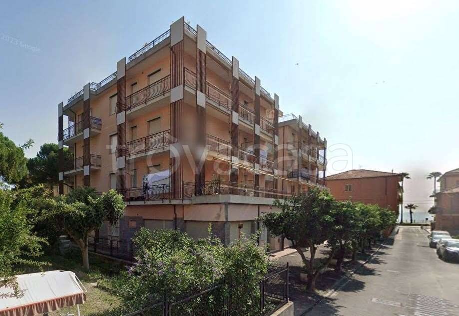 appartamento in vendita ad Andora