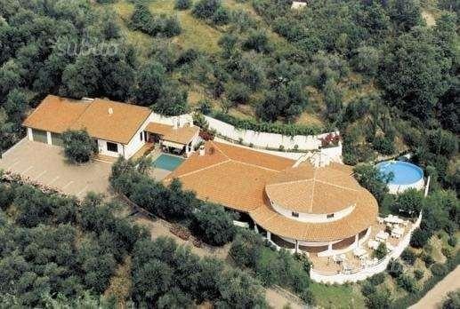 casa indipendente in vendita ad Andora