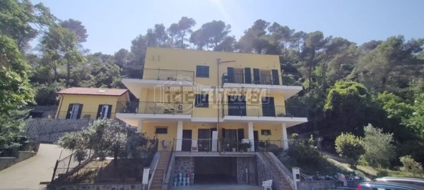 appartamento in vendita ad Andora