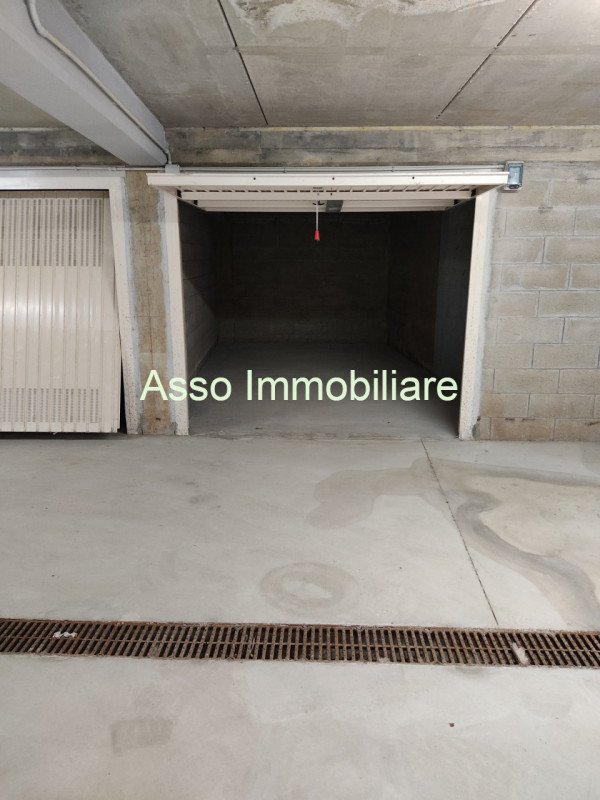 locale di sgombero in vendita ad Andora