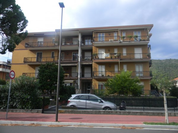 appartamento in vendita ad Andora