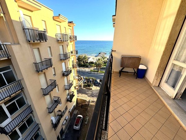appartamento in vendita ad Andora