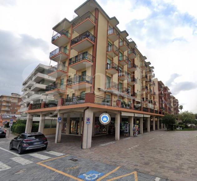 locale di sgombero in vendita ad Andora