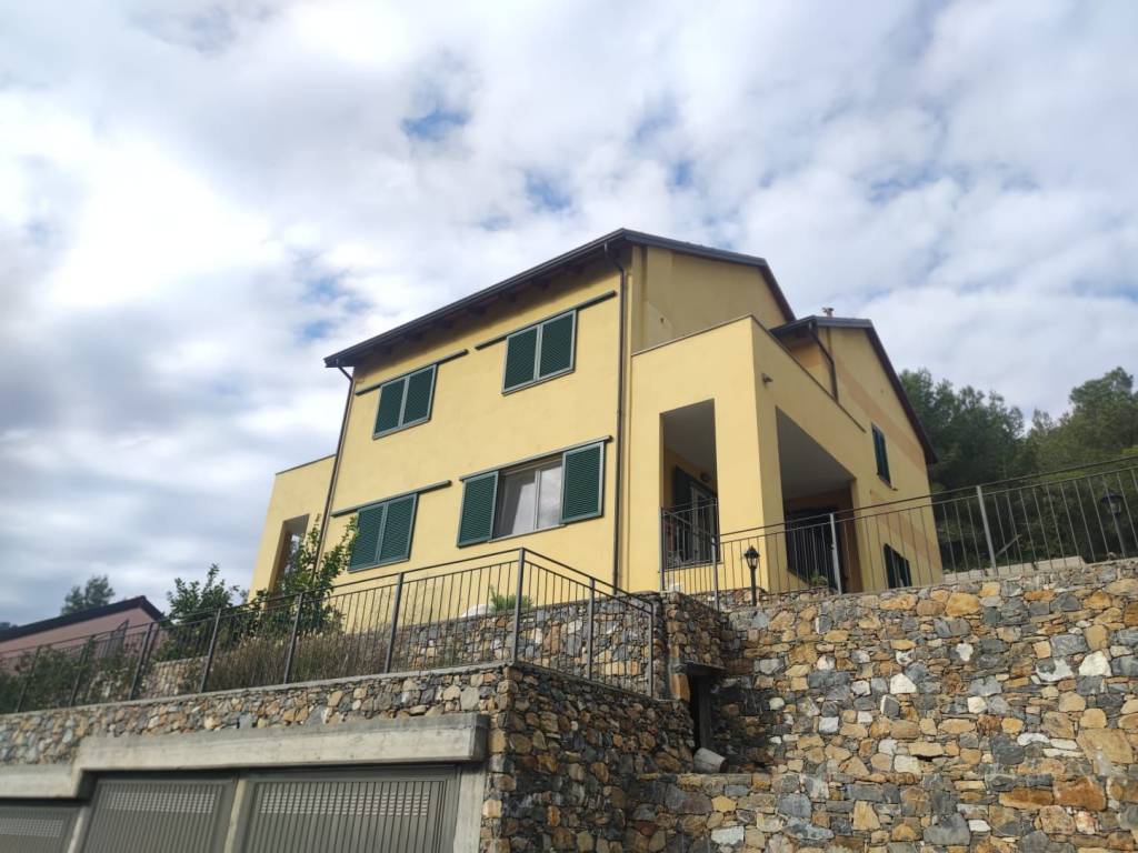 appartamento in vendita ad Andora