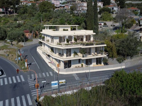 appartamento in vendita ad Andora