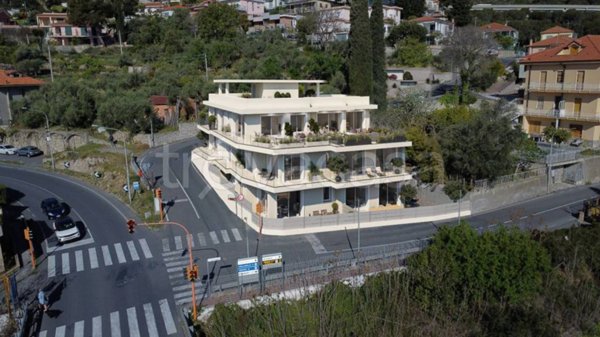 appartamento in vendita ad Andora