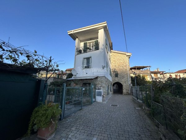 appartamento in vendita ad Andora