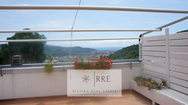 appartamento in vendita ad Andora in zona Conna