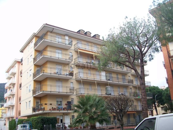 appartamento in vendita ad Andora