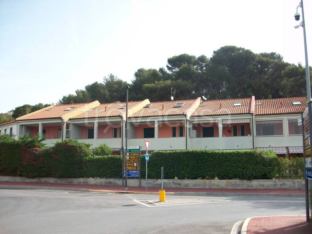 appartamento in vendita ad Andora