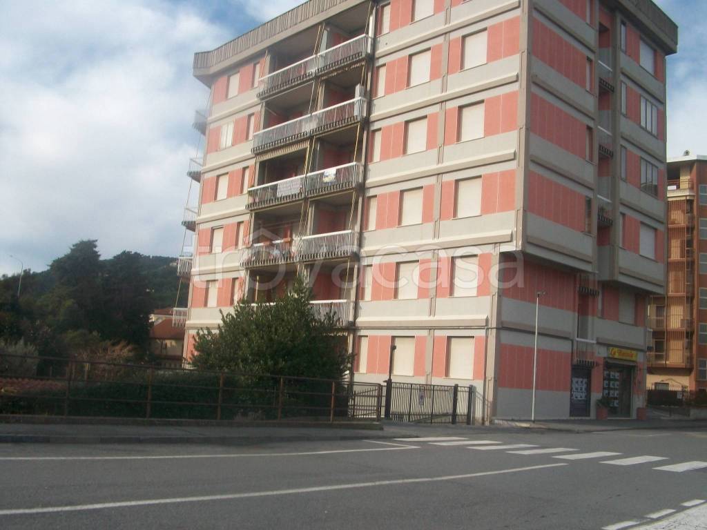 appartamento in vendita ad Andora