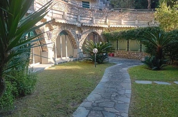 appartamento in vendita ad Andora