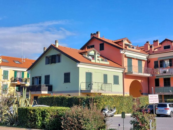 appartamento in vendita ad Andora in zona Molino