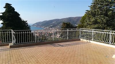 casa indipendente in vendita ad Andora