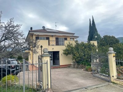 casa indipendente in vendita ad Andora