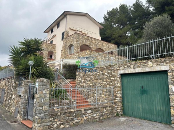 appartamento in vendita ad Andora