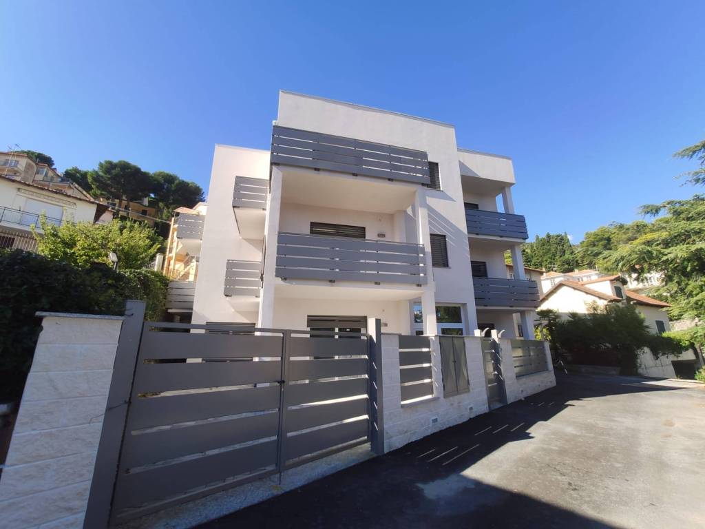 appartamento in vendita ad Andora